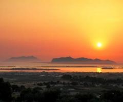 Meraviglioso tramonto e mare trapanese