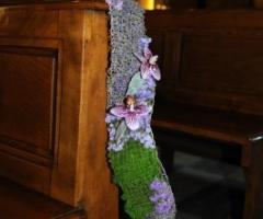 Decoro della chiesa per la cerimonia di matrimonio