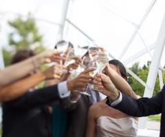 Il brindisi degli sposi