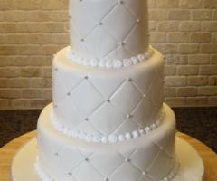 Wedding cake effetto cuscino - Fantasie di Zucchero