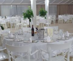 Sala BluOltremare, allestimento panna