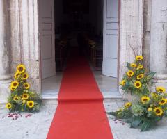Miraglia Fiori - Ingrasso chiesa con girasole e salix