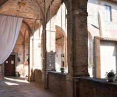 Portici al primo piano - Abbazia Sette Frati