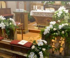 Addobbo floreale chiesa