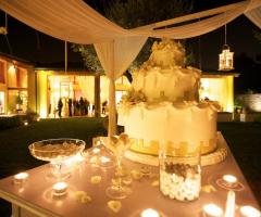 Gazebo e tavolo - la Corte del Conte