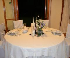 tavolo sposi interno villa cristina