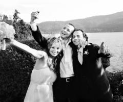 Fotoricordo di un matrimonio spiritoso