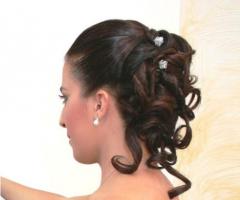 Acconciatura con boccoli