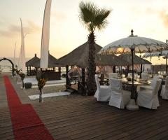 Ricevimento di matrimonio al mare