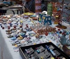 assortimento monili artistici