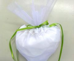 Borsetta per la spesa richiudibile a forma di cuore, interamente cucita a mano