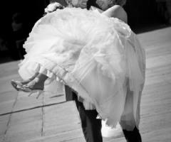 Fotografia degli sposi dopo la cerimonia di nozze