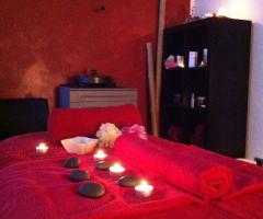 Preparazione della sala per i massaggi