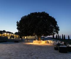 Masseria Torre di Nebbia - Il salotto di sera