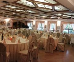 Salone delle feste per il ricevimento di matrimonio
