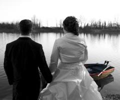 Giovanni Miele Fotografo - Sposi mano nella mano