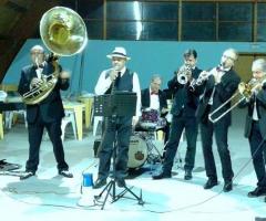 Lello Scazzariello and Swingers & Dixie Band - L'accompagnamento musicale per le feste