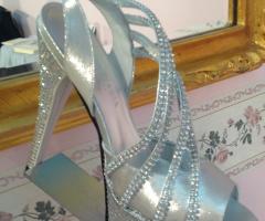 Donnamaria Romano calzature - La scarpa da sposa con Swarovski
