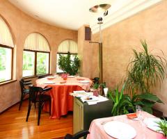 Interni del ristorante la Ginestra