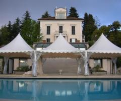 Pagoda per l'allestimento del matrimonio all'aperto