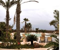 Vista della piscina della location di nozze