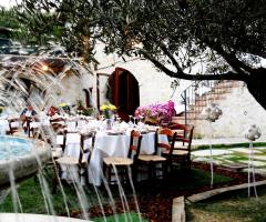 Ricevimento di matrimonio in giardino - Agriturismo Al Regio Tratturo