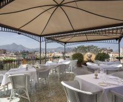 Terrazza panoramica dell'Ai Tetti Dining