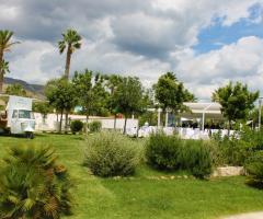 Manfredi Ricevimenti - Il giardino della location
