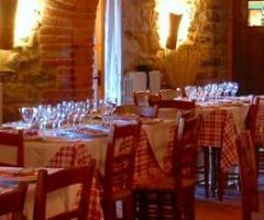 Sala interna per ricevimento di matrimonio presso l'agriturismo Rondè