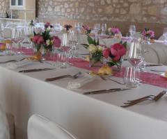 Matrimonio Peonie Fuxia Ristorante Borgo Rocca Sveva