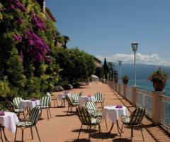 Terrazza per l'aperitivo di matrimonio