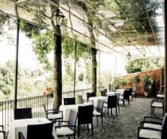 Pergolato della trattoria per il ricevimento di matrimonio