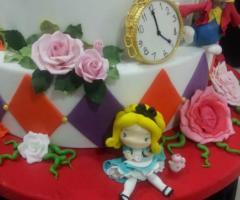 Alice nello zucchero torta