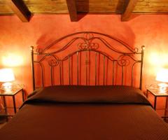 Camera da letto per prima notte di nozze presso l'agriturismo Masseria Pezza del Medico