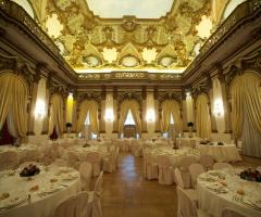 Salone delle feste per il ricevimento di matrimonio