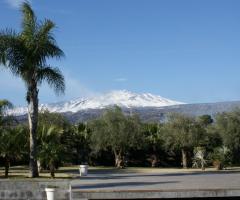 L'Etna visto da Villa Carlino