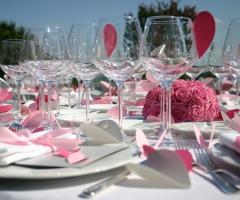 Matrimonio in rosa, con cuori di carta ad impreziosire ogni angolo - Le Mille e una Nozze