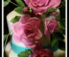 Precious Event Planner - Wedding Cake con rose realistice