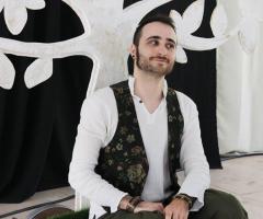 Matrimonio a Teatro - Il narratore