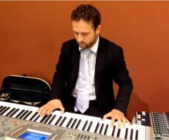 Duo SAM Musica - Maurizio Alessandro Mangione alla tastiera