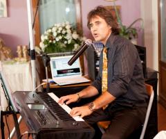 intrattenimento durante il pranzo