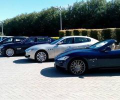 Autoservizi Rolls Service - La parata di auto