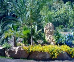 Angolo floreale per servizi fotografici di matrimonio presso l'agriturismo Turismo Rurale Cefalù (Palermo)