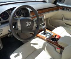 Interno della Volkswagen Phaeton