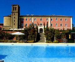 L'Hotel Monte del Re visto dall'esterno