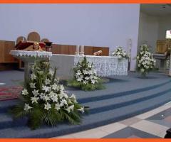 Allestimento floreale chiesa