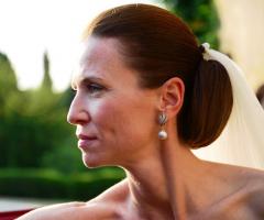 Capelli raccolti per la sposa - Wedding hair and Makeup service
