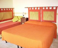 Camera da letto per prima notte di nozze di matrimonio presso l'agriturismo Avola Antica