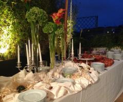 Allestimento del buffet di nozze