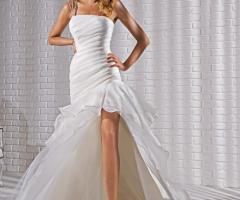 Abito da sposa dalla linea stravagante e seducente